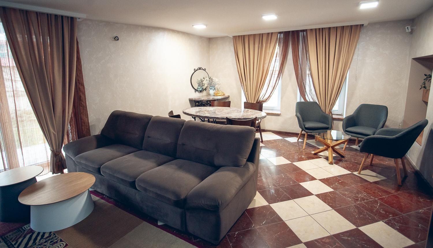 Apart4You Hotel Chisinau Luaran gambar